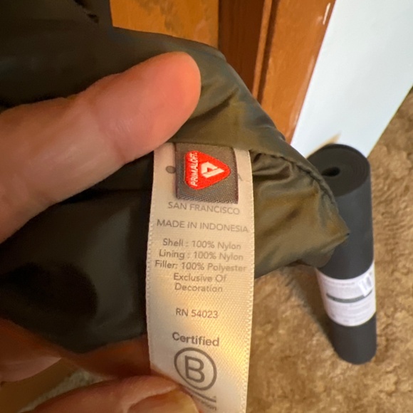 Athleta Summit Primaloft Shell Coat size Small - Picture 6 of 7